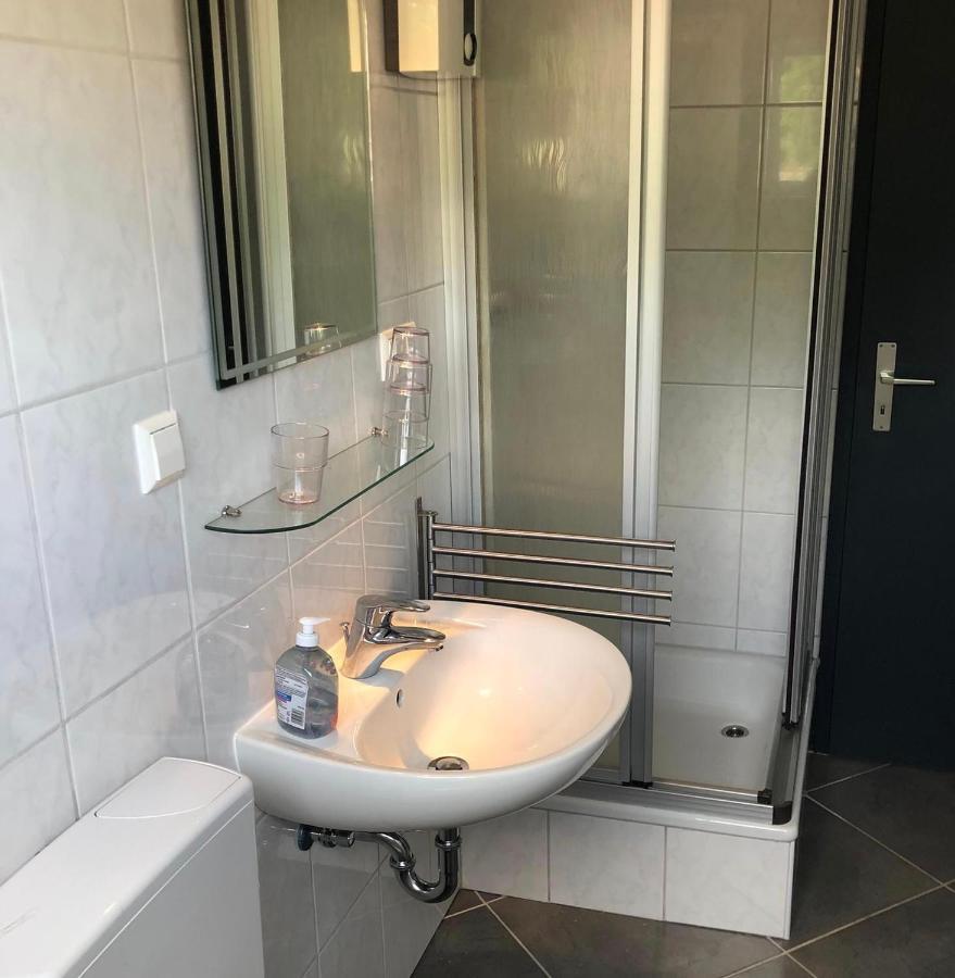 Ferienhaus Moni Mit 2 Separaten Wohnungen Am Silbersee Frielendorf Εξωτερικό φωτογραφία